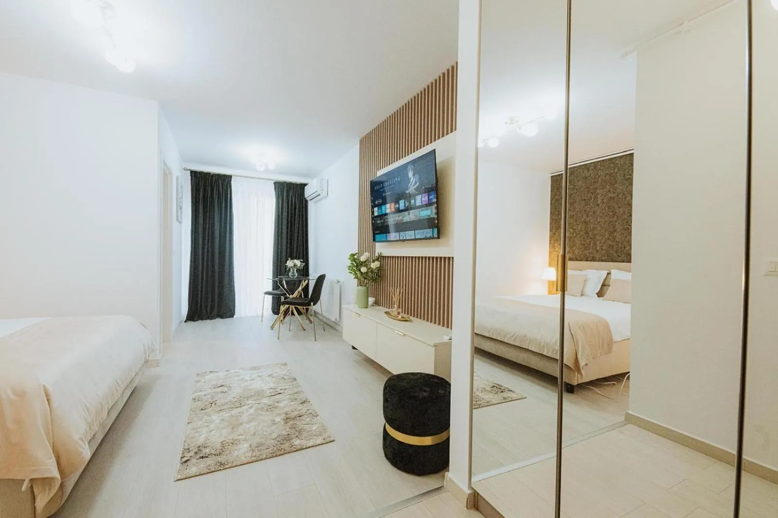 Mara Studio Hils Bucharest