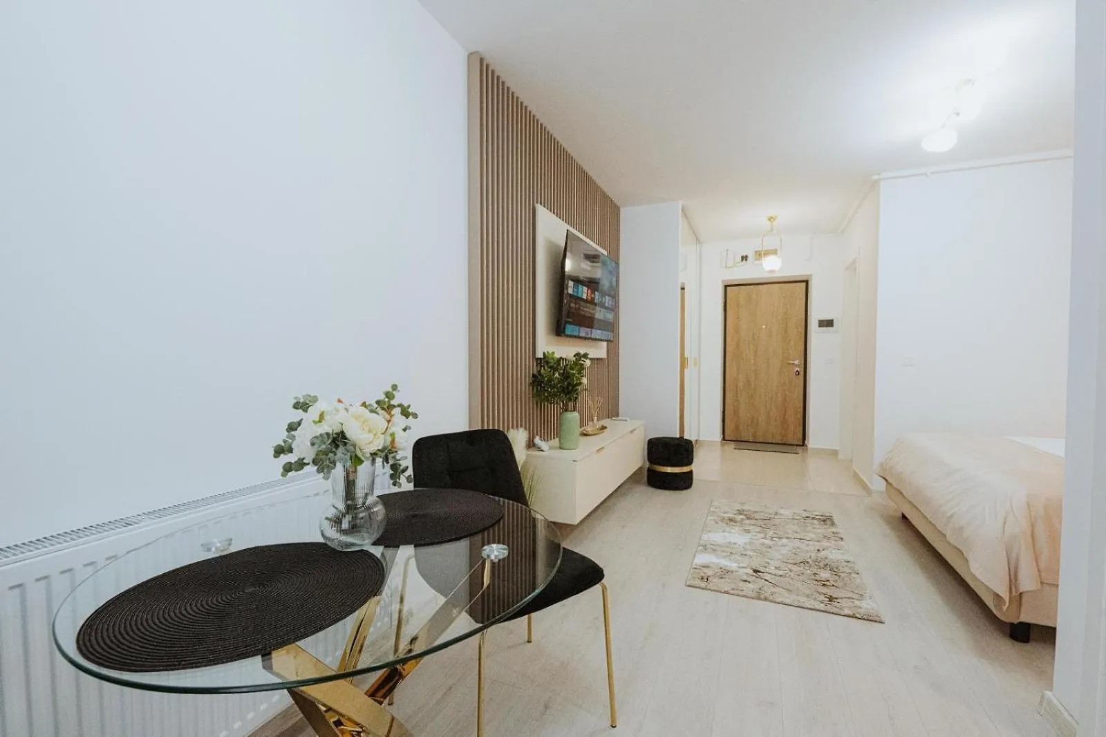 Mara Studio Hils Bükreş